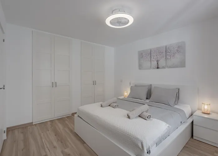 Amazing Cristianos Panoramatic View Apartment